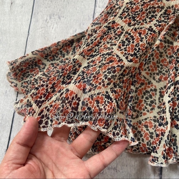 Free People rare abstract print crinkle top *shop@iamwarrior - Picture 9 of 12